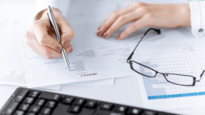 Бюро по правам человека Жовтиса и ОО "Эхо" выиграли суд по делу о "налоговой атаке на НПО"