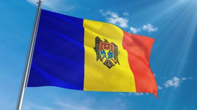 11 человек на место: в Молдове проходят выборы президента и референдум по евроинтеграции