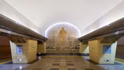 Короткое замыкание в алматинском метро: пассажиров пересадили в другой поезд