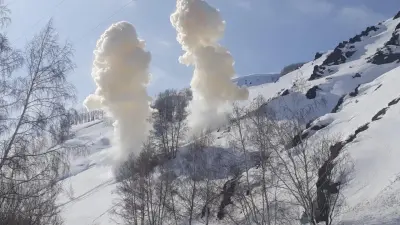 Возможен сход лавин: МЧС предупреждает об опасности в горных районах Казахстана