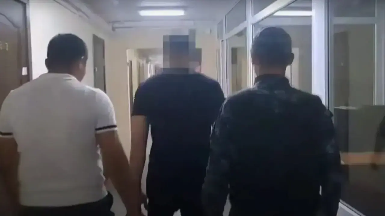Polisia.kz видеосынан: шабуылдаушының ұсталу сәті