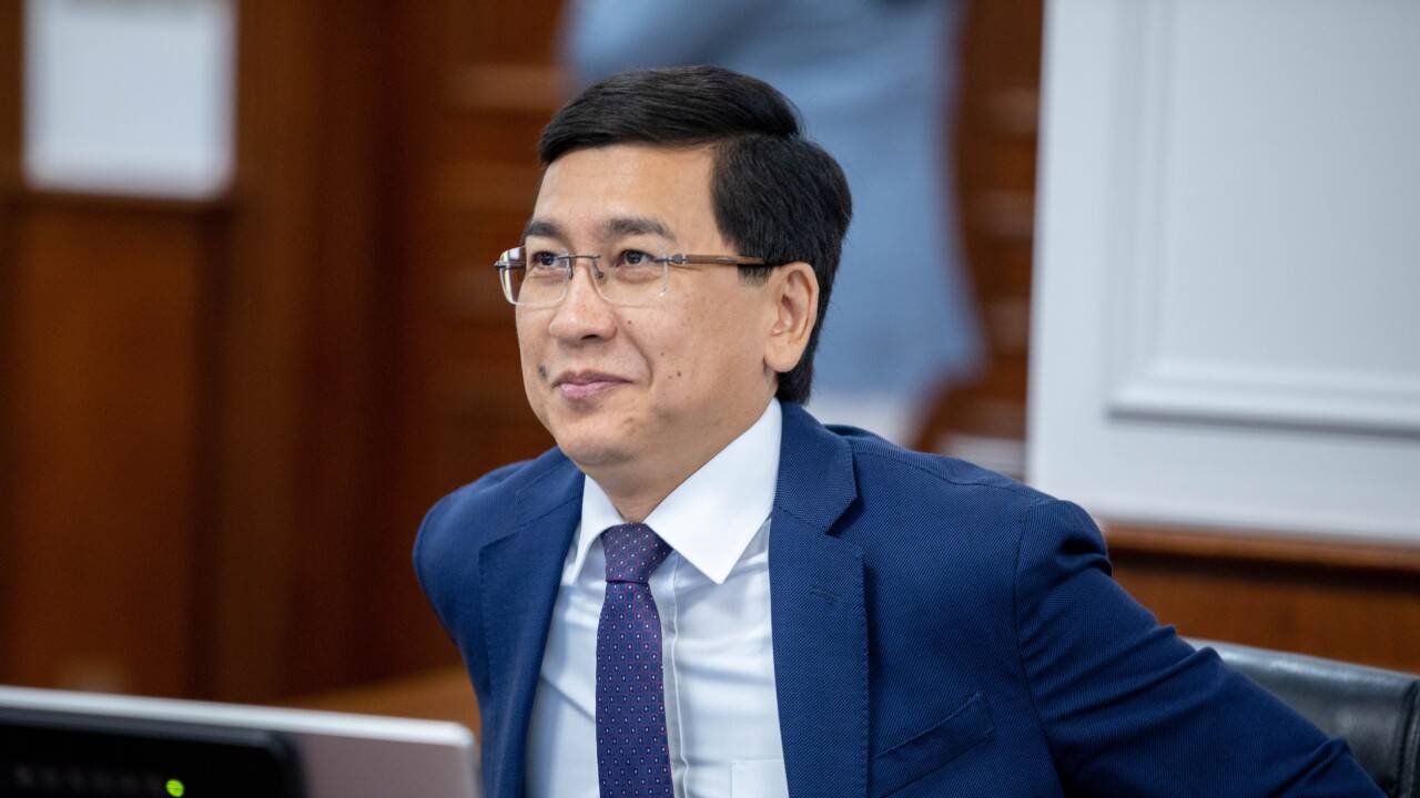 Асхат Аймағамбетов. Сурет: Informburo.kz