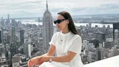 "Самый хороший год". В телефоне Перизат Кайрат нашли видео с чемоданом, набитым деньгами