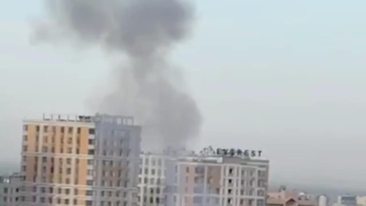 Кадр из видео t.me/qumash_kz