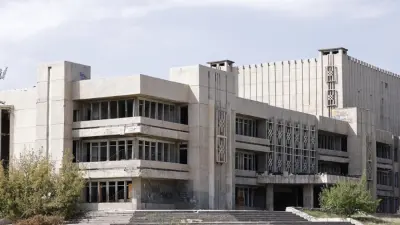 На месте принадлежавшего Тулешову ДК начали строить творческий центр Шымкента