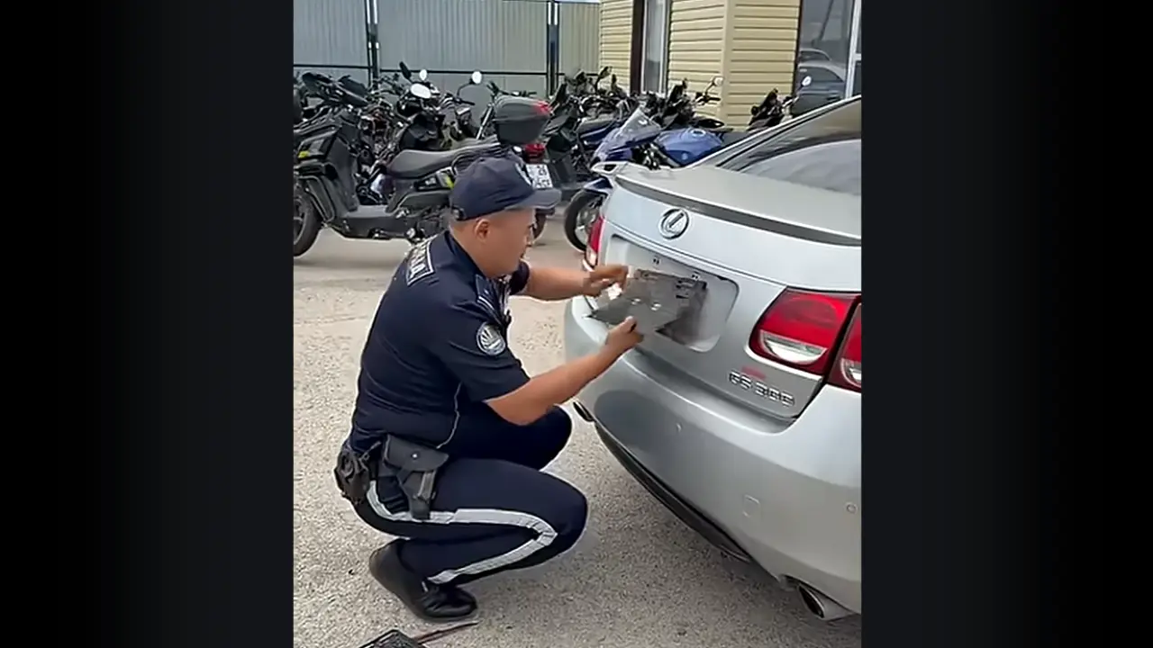 Кадр видео Polisia.kz