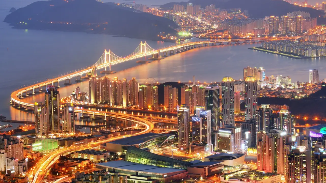 Город Пусан в Южной Корее / Фото Depositphotos.com