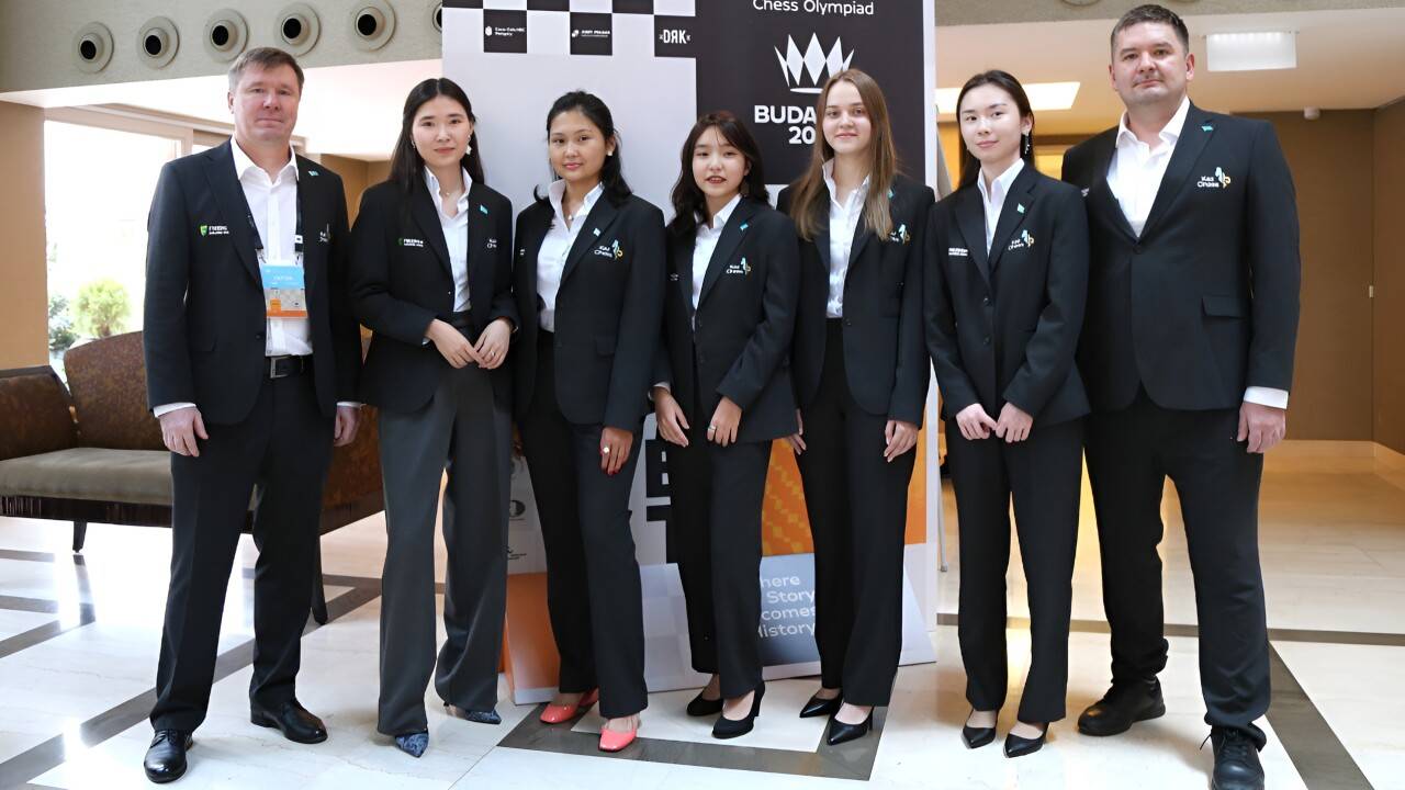 Женская сборная Казахстана по шахматам / Фото пресс-службы Казахстанской федерации шахмат