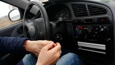 Когда диагноз не стоп-сигнал: почему тысячи водителей с противопоказаниями остаются за рулём