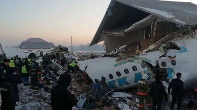 Крушение самолёта Bek Air под Алматы: прошло два года, расследование не завершено