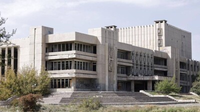 Заброшенный ДК в Шымкенте, принадлежавший Тохтару Тулешову, передадут в коммунальную собственность