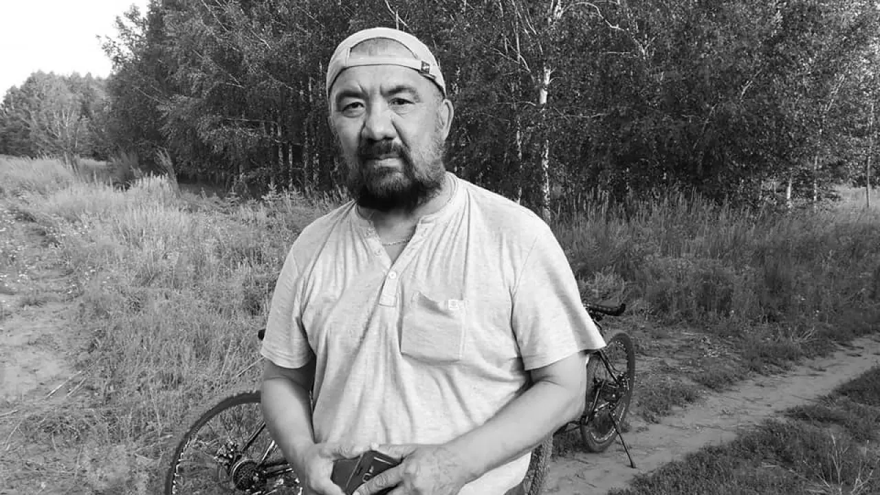 Фото Мақсот Ізімұлының Facebook парақшасынан алынды