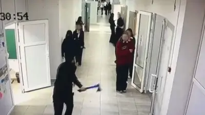 Напал на школьников с топором в Кульсары: подросток вернулся за парту, пострадавшие продолжают лечение