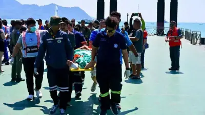 Три казахстанца попали в больницу Таиланда после столкновения экскурсионного катера