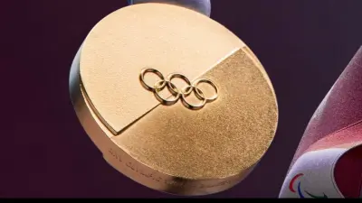 Рассыпаются на части: призёры Олимпиады жалуются на качество медалей