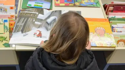 Школьники Астаны первой смены будут учиться из дома 27 февраля