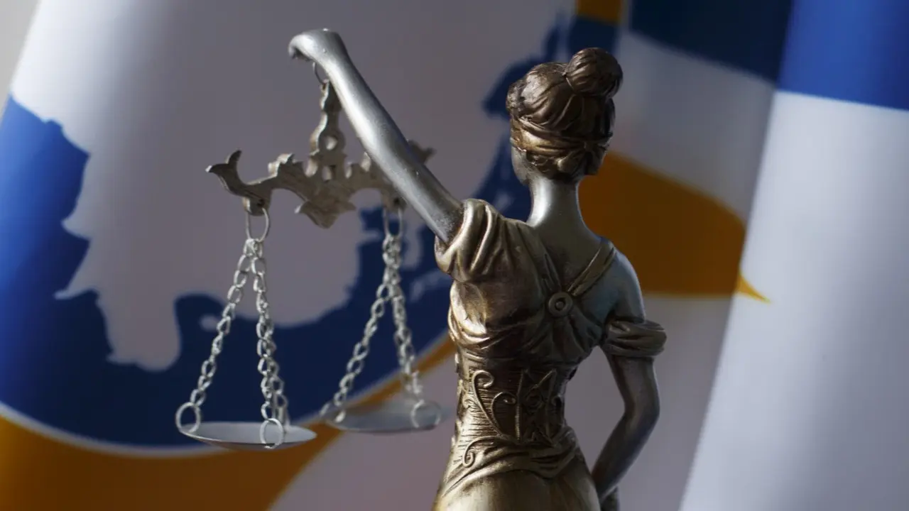 Фото с сайта courteurasian.org