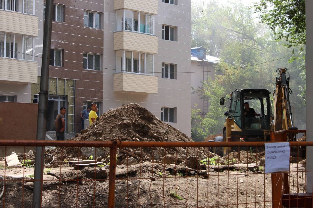 Ұбайдулла Датқаев мырзаның айтқанындай ҚазҰМУ-дың 8 жатақханасы 10 күннен кейін бітетінге ұқсамайды