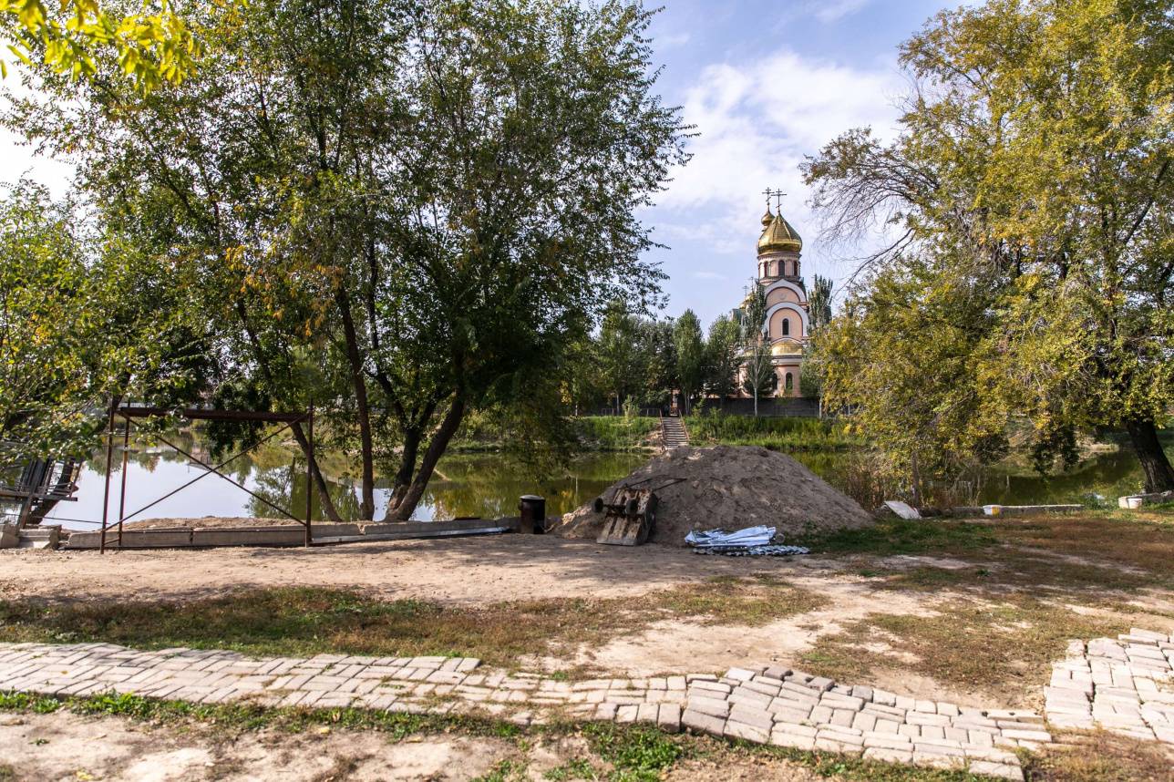 Двор владельца дома Розака